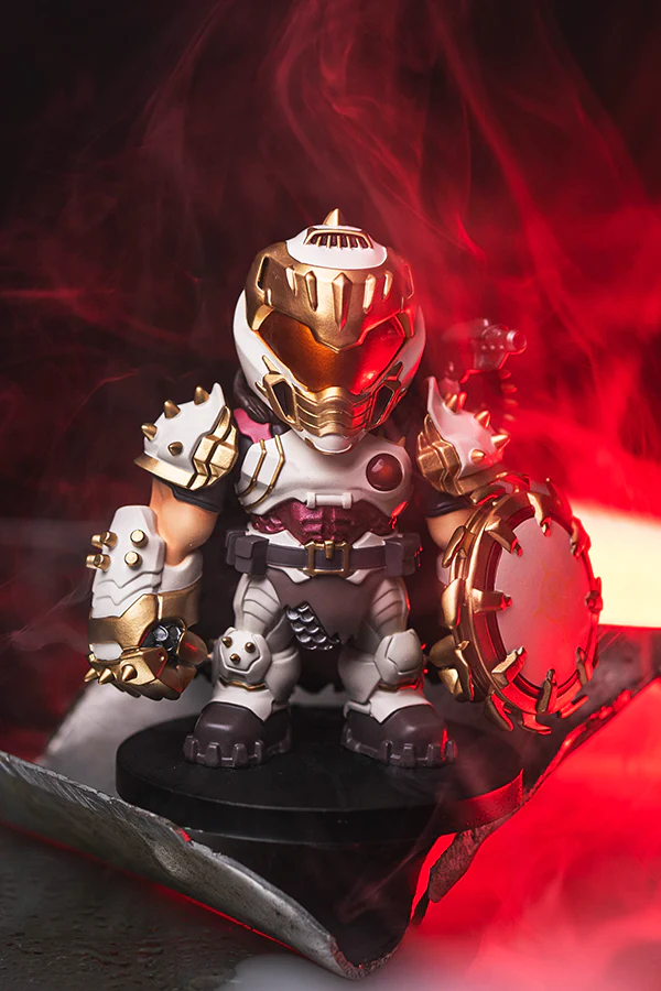DOOM: The Dark Ages Slayer Mini Collectible Figure (Divinity Variant) - Image 2