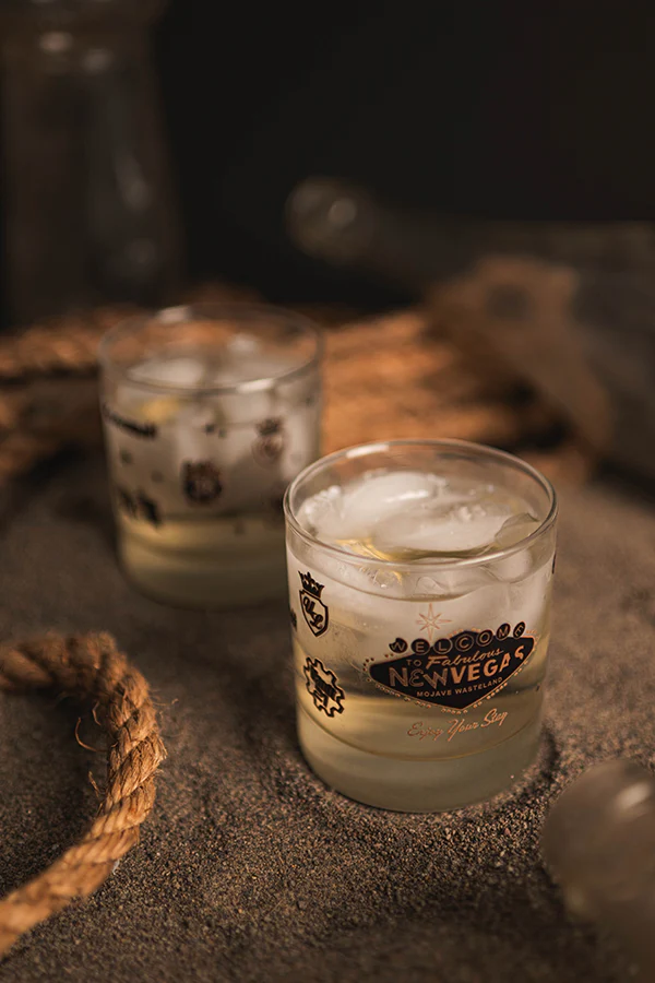Fallout New Vegas Casinos Rocks Glass - Image 2