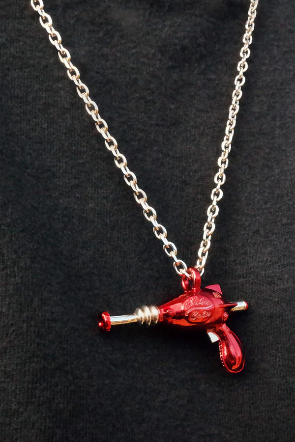 Fallout Thirst Zapper Pendant Necklace - Image 7