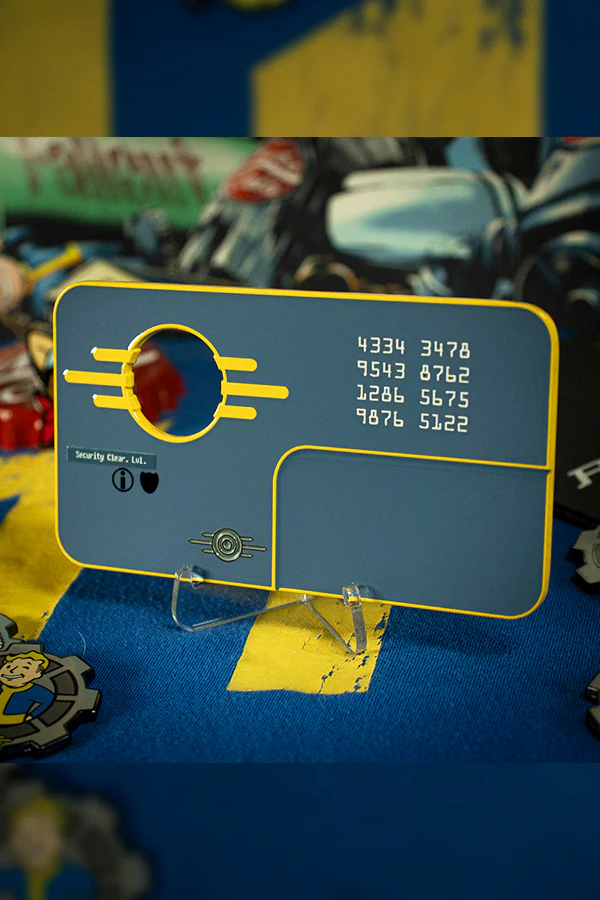 Fallout Vault Security Keycard Replica - Image 5