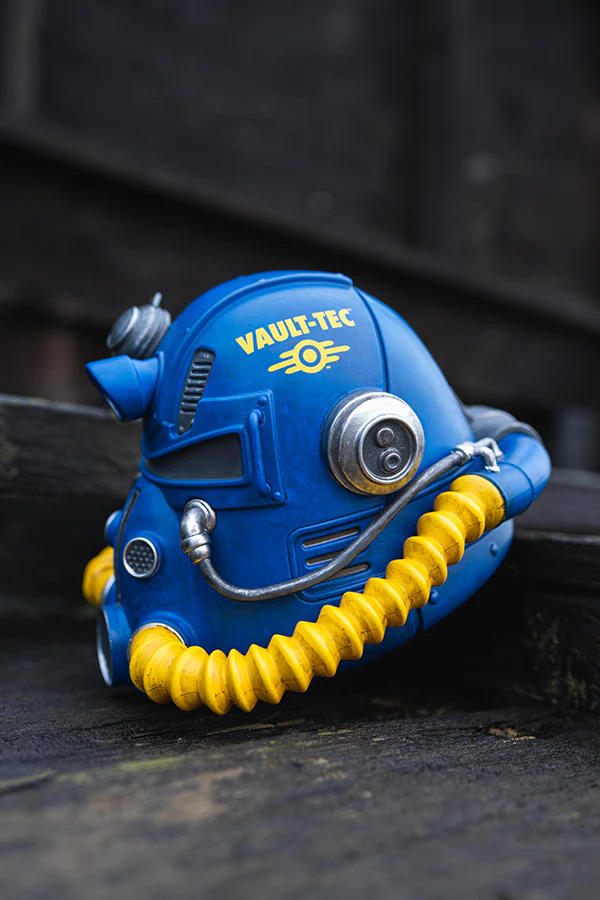 Fallout Vault-Tec T-51 Power Armor Helmet Mini Desktop Statue - Image 2
