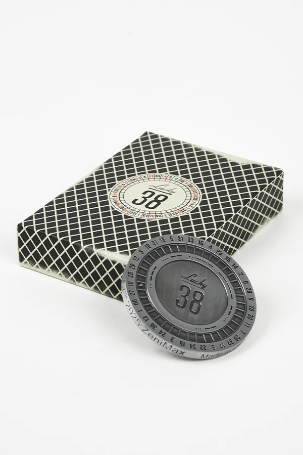 Fallout™ New Vegas Lucky 38 Poker Starter Set - Image 11