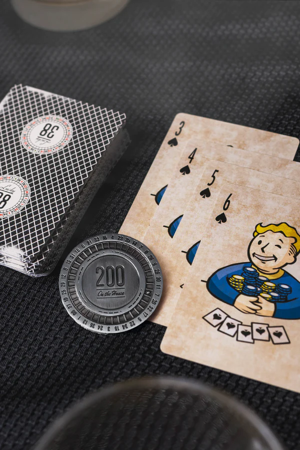 Fallout™ New Vegas Lucky 38 Poker Starter Set - Image 2